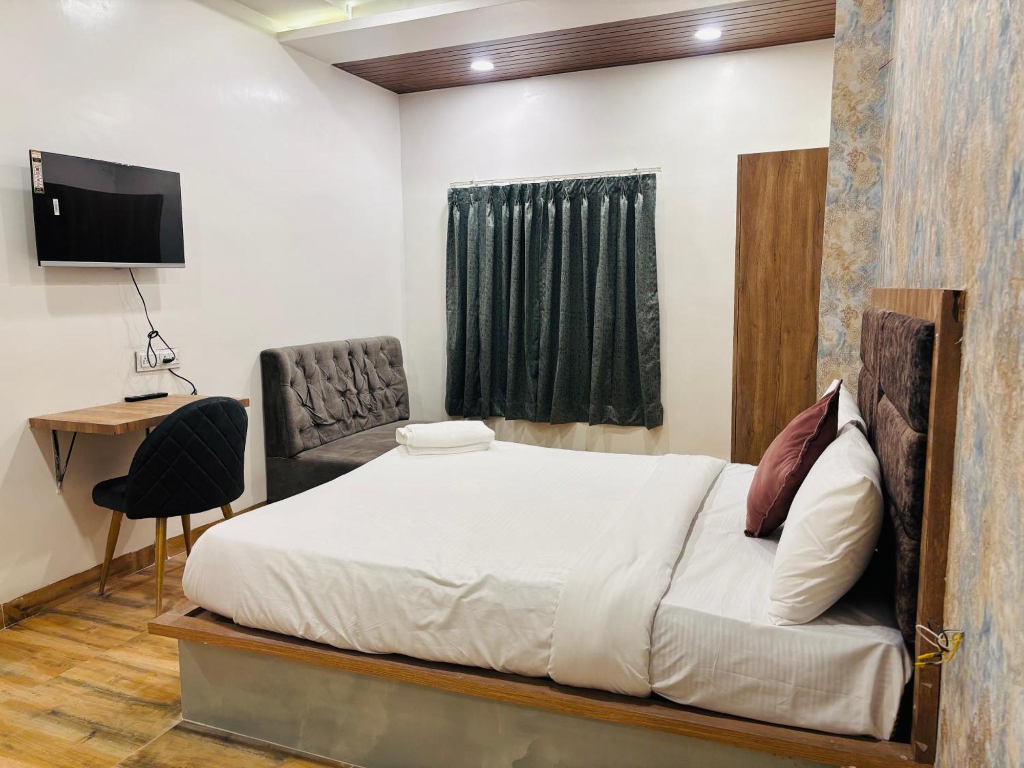 Hotel Vedicvista Indore Exterior foto